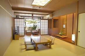 Shioyu Naginoto