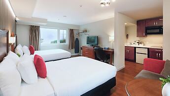 Gibsons Garden Hotel