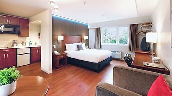 Gibsons Garden Hotel