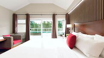 Gibsons Garden Hotel
