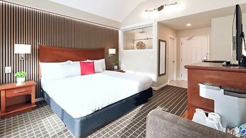 Gibsons Garden Hotel