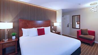 Gibsons Garden Hotel
