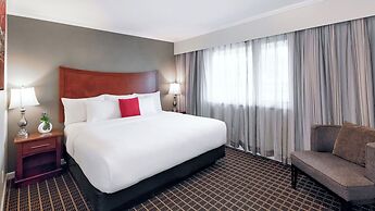 Gibsons Garden Hotel