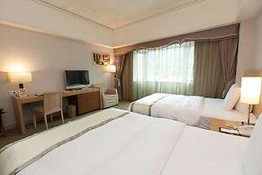 Hoya Hot Springs Resort & Spa