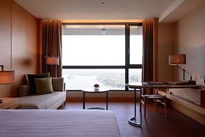 Everrich Golden Lake Hotel