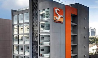S Box Sukhumvit Hotel