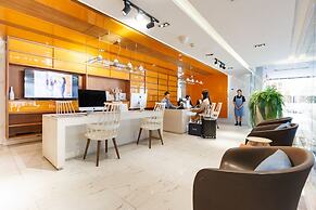 S Box Sukhumvit Hotel