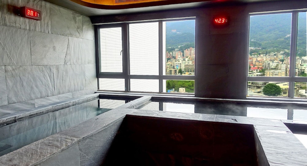 Hotel Royal Beitou