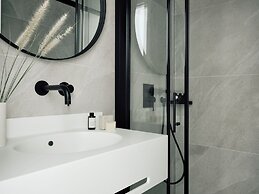 Acteon Hotel