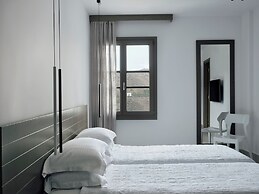 Acteon Hotel