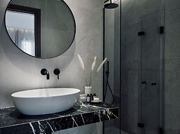 Acteon Hotel