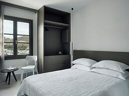 Acteon Hotel
