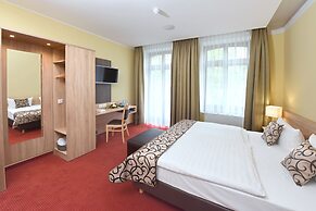 Port Inn Hotel Eichwalde