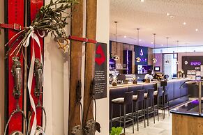Anthony's Life & Style Hotel