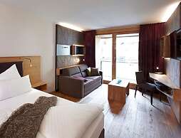 Anthony's Life & Style Hotel