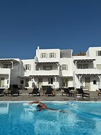Yakinthos Residence