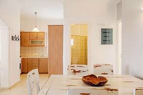 Yakinthos Residence