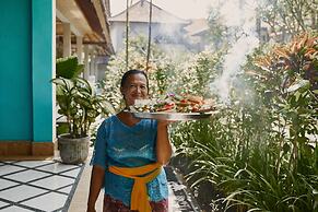 Outpost Ubud Nyuh Kuning Live