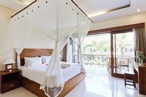 Outpost Ubud Nyuh Kuning Live