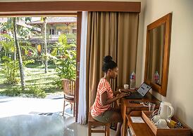 Outpost Ubud Nyuh Kuning Live