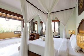 Outpost Ubud Nyuh Kuning Live