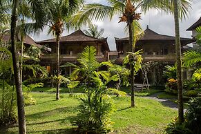 Outpost Ubud Nyuh Kuning Live
