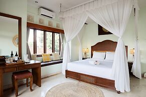Outpost Ubud Nyuh Kuning Live