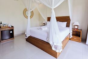 Outpost Ubud Nyuh Kuning Live