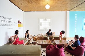 Outpost Ubud Nyuh Kuning Live