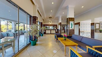 Moda Beach Hotel