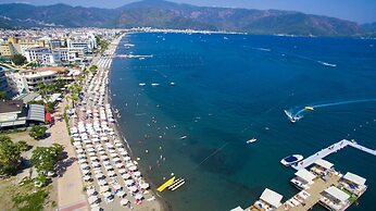 Moda Beach Hotel