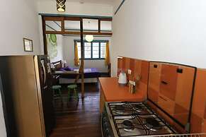 Casa Violeta Limon
