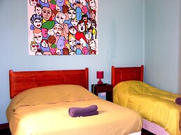 Casa Violeta Limon