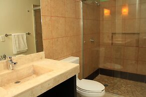 Hotel Angelo's