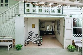 Green Gallery