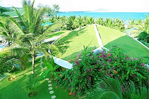 Sandunes Beach Resort & Spa