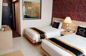 El Cavana Hotel