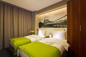 Terminal Hotel