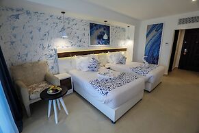 Coral Sun Beach