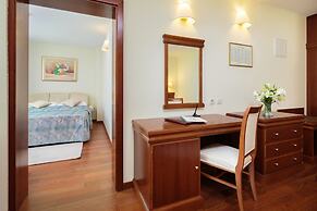 Hotel Bacchus