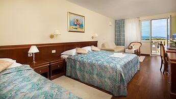 Hotel Bacchus