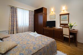 Hotel Bacchus