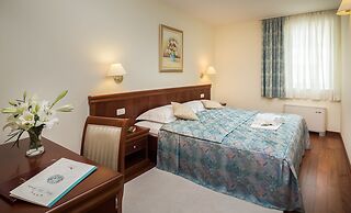 Hotel Bacchus