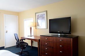 Hampton House Hotel