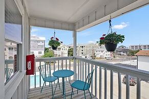 Dry Dock Inn