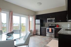 Boardwalk Homes - Executive Townhomes