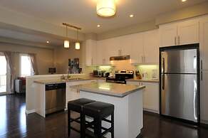 Boardwalk Homes - Vacation Homes & Executive Suites