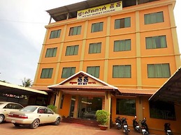 NYNY Hotel