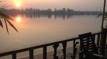 The River Lodge
