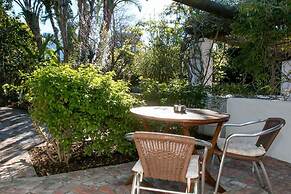 Albourne Boutique Guest House